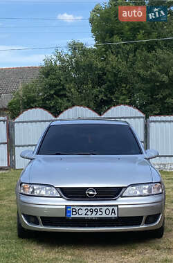 Седан Opel Vectra 1997 в Самборе