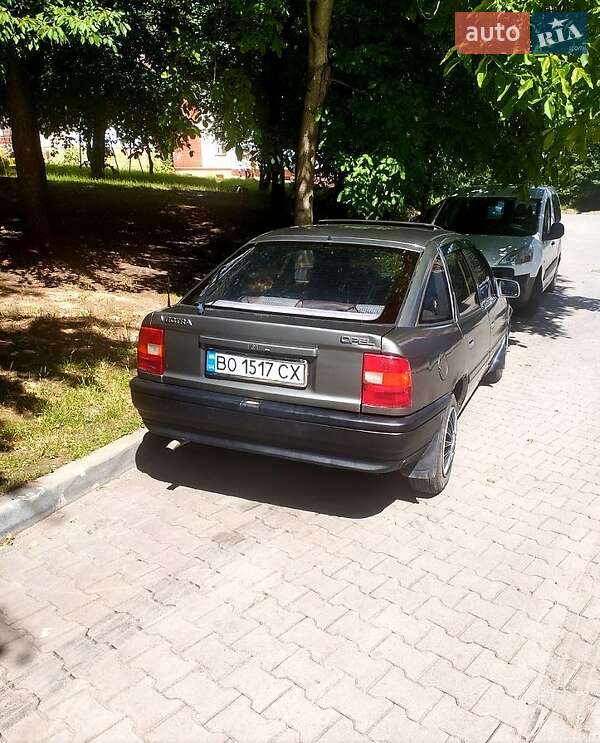 Opel Vectra 1992