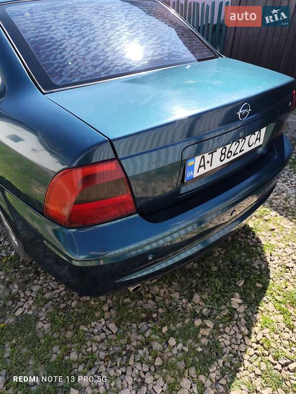 Седан Opel Vectra 2000 в Ивано-Франковске