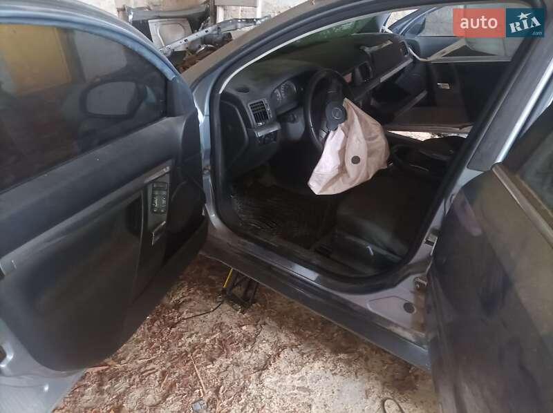 Універсал Opel Vectra 2006 в Макарові