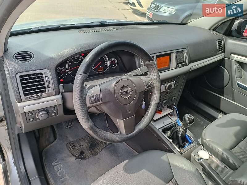 Седан Opel Vectra 2007 в Харькове