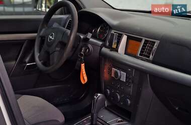 Универсал Opel Vectra 2005 в 