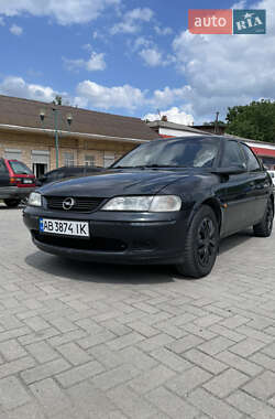 Лифтбек Opel Vectra 1997 в Могилев-Подольске