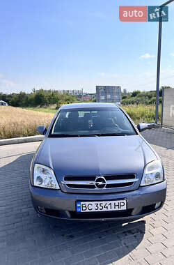 Седан Opel Vectra 2003 в Львові