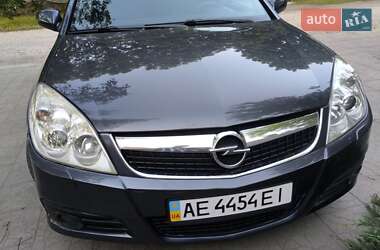 Седан Opel Vectra 2007 в Новомосковске