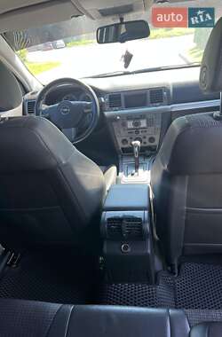 Лифтбек Opel Vectra 2008 в 