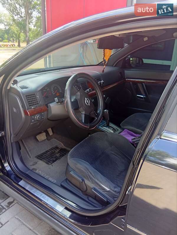 Седан Opel Vectra 2003 в Запорожье