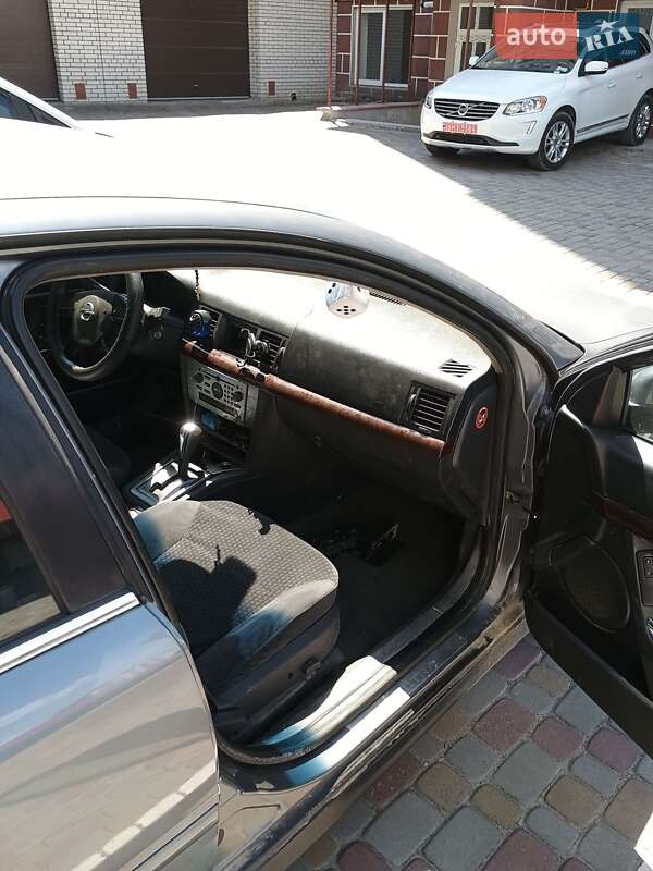 Седан Opel Vectra 2002 в Тернополі
