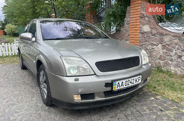 Седан Opel Vectra 2004 в Киеве