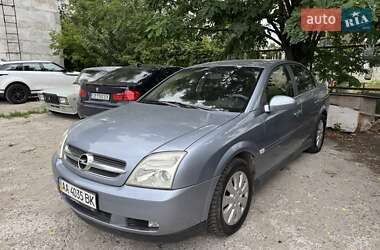 Седан Opel Vectra 2004 в Киеве