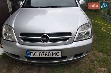Седан Opel Vectra 2004 в Львові
