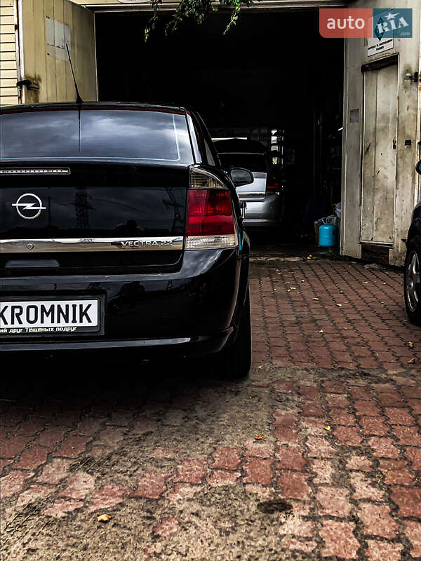Седан Opel Vectra 2008 в Киеве