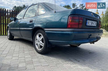 Седан Opel Vectra 1995 в 