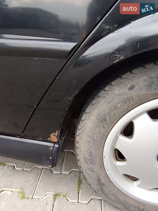 Лифтбек Opel Vectra 2004 в Черновцах
