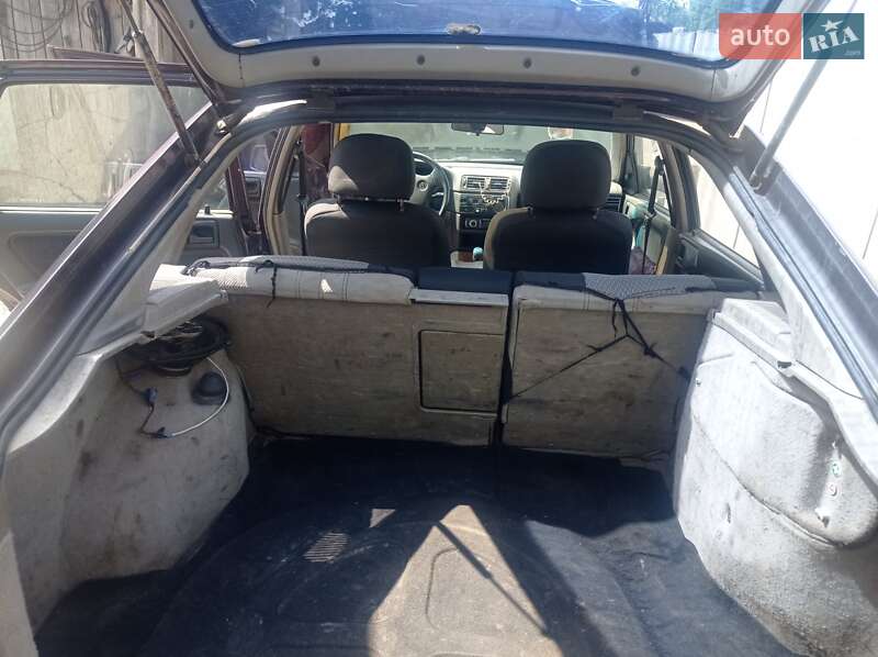 Седан Opel Vectra 1989 в Киеве