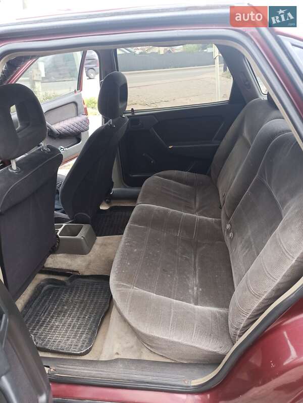 Седан Opel Vectra 1991 в Львове