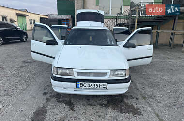 Лифтбек Opel Vectra 1994 в Стрые