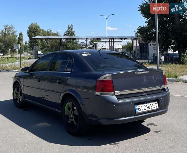 Седан Opel Vectra 2007 в Кременчуге