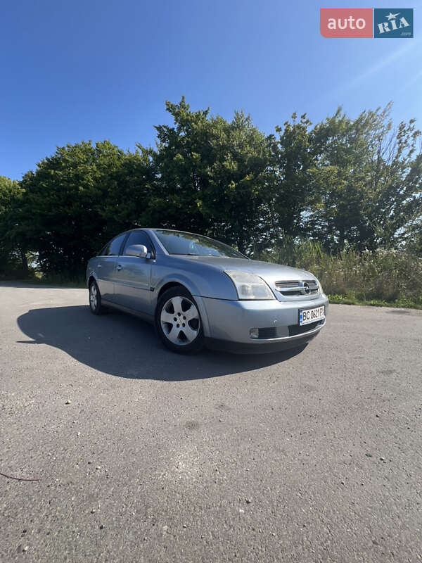 Лифтбек Opel Vectra 2004 в 