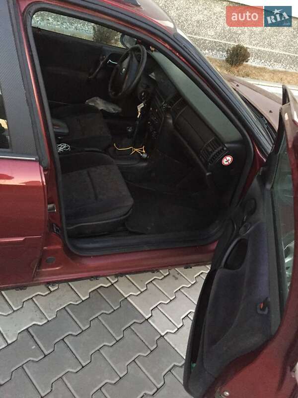 Універсал Opel Vectra 1999 в Івано-Франківську