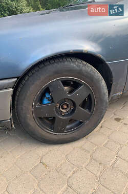 Седан Opel Vectra 1989 в 