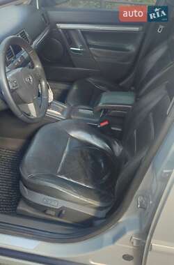 Седан Opel Vectra 2006 в Казатине