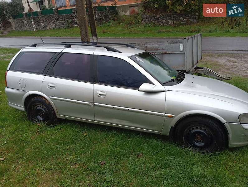 Универсал Opel Vectra 1998 в Хмельницком