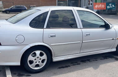 Седан Opel Vectra 2000 в 