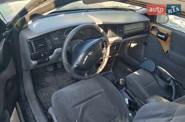 Седан Opel Vectra 2000 в 