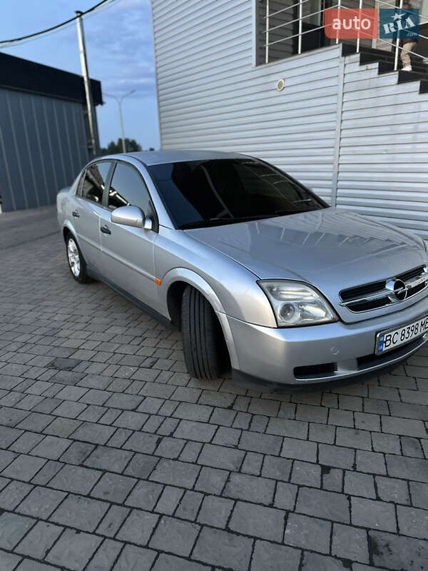 Седан Opel Vectra 2003 в Мостиске