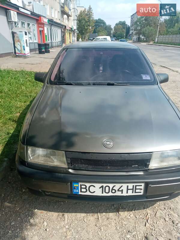 Седан Opel Vectra 1989 в 