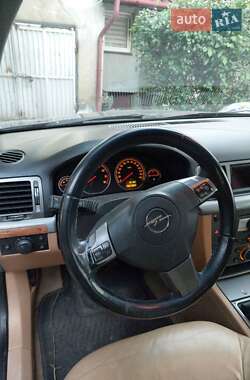 Универсал Opel Vectra 2006 в 
