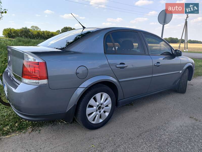 Седан Opel Vectra 2005 в Мироновке