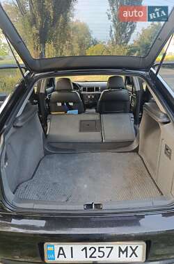 Лифтбек Opel Vectra 2005 в 