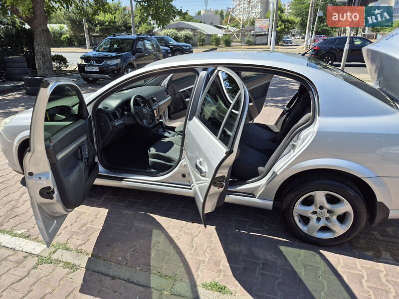 Седан Opel Vectra 2007 в Одессе