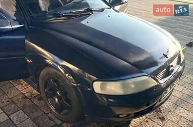 Седан Opel Vectra 1999 в Городку