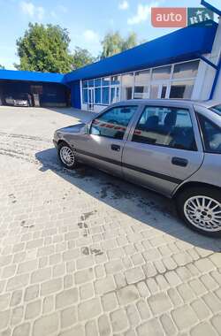 Седан Opel Vectra 1991 в Тернополе