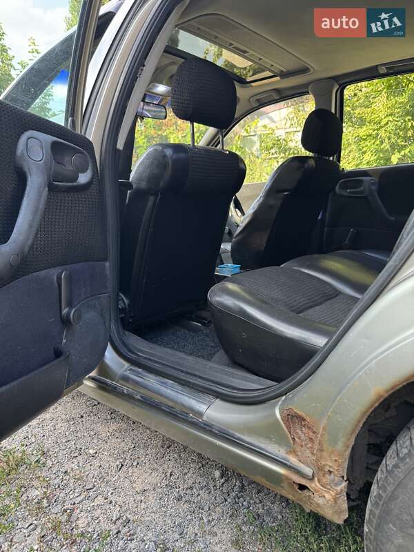 Седан Opel Vectra 1996 в Виннице