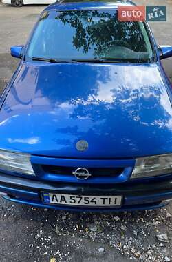 Седан Opel Vectra 1991 в Киеве