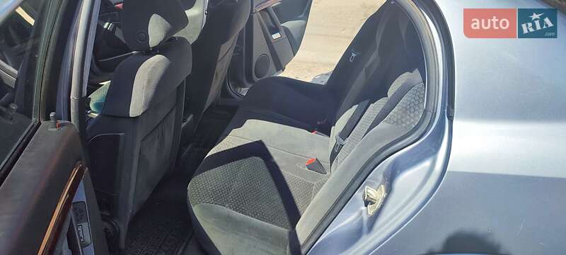Седан Opel Vectra 2003 в Львові фото 12 Седан Opel Vectra 2003 в Львові