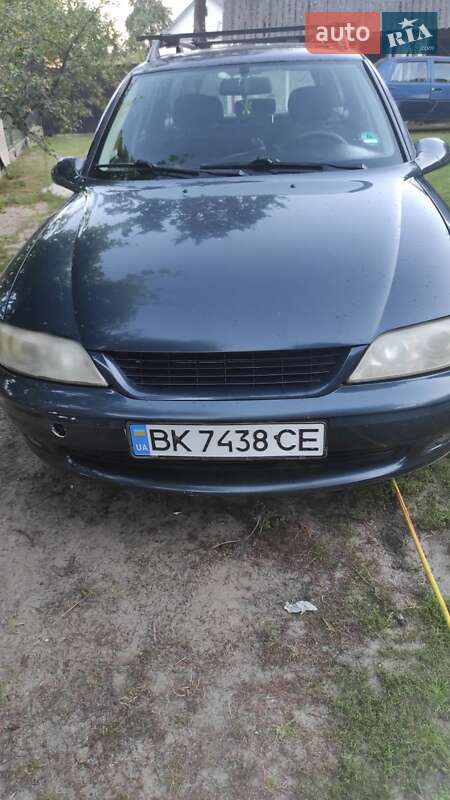 Универсал Opel Vectra 2000 в Сарнах