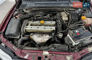 Седан Opel Vectra 1998 в 