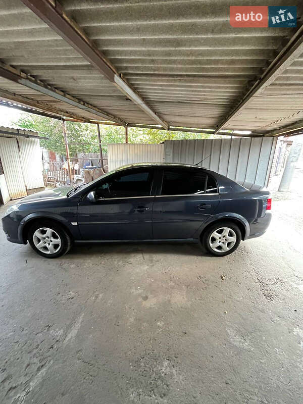 Седан Opel Vectra 2007 в Кривом Роге