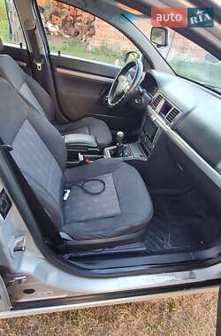 Седан Opel Vectra 2006 в 