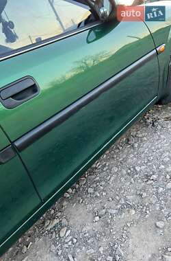 Седан Opel Vectra 1997 в 