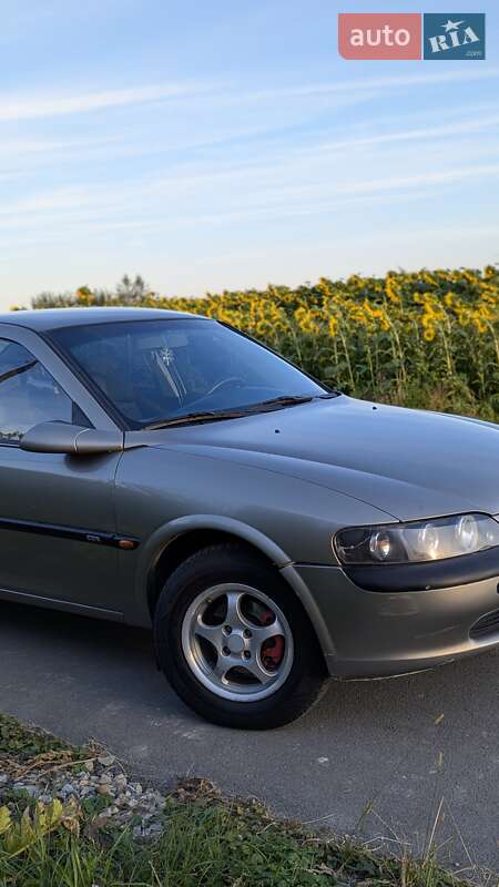 Седан Opel Vectra 1997 в Коломые