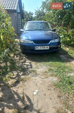 Ліфтбек Opel Vectra 1996 в Луцьку