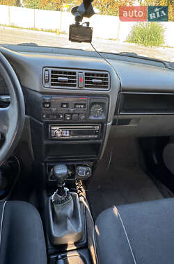 Седан Opel Vectra 1989 в 
