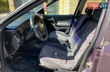 Седан Opel Vectra 1996 в 
