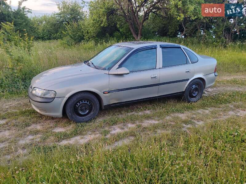 Седан Opel Vectra 1996 в Луцке